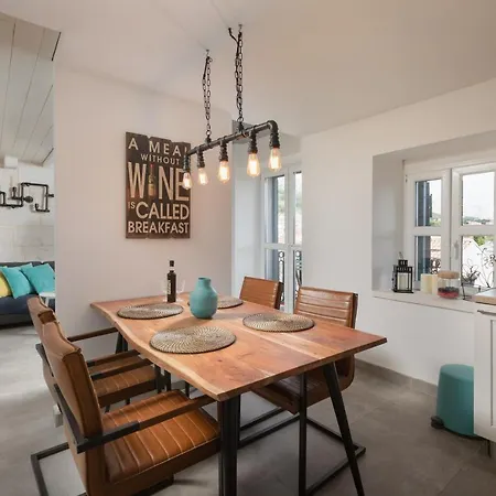 Coastal Apartamento Makarska